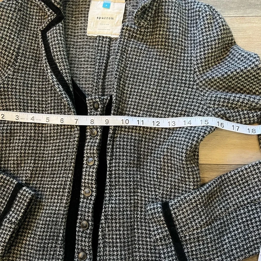 Sparrow 100% Lambswool Jacket-‎ Small
